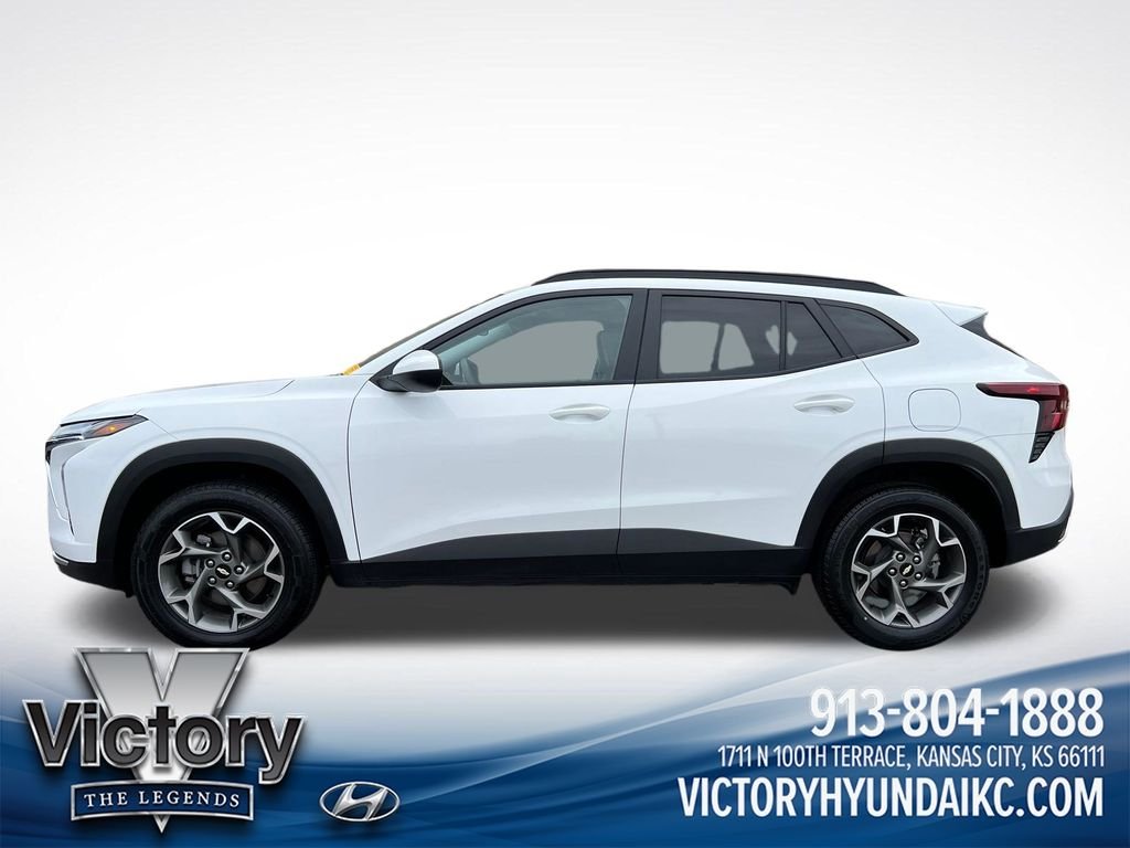 Used 2025 Chevrolet Trax LT with VIN KL77LHEPXSC147676 for sale in Kansas City