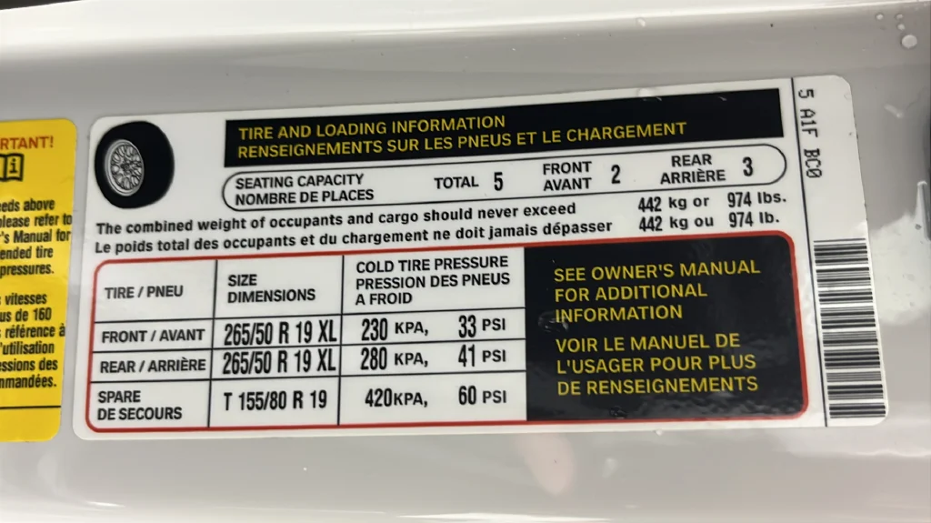 Used 2021 White BMW xDrive40i image 45