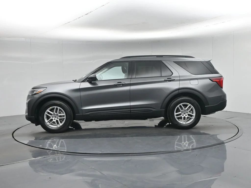 New 2026 Gray Ford Active image 29