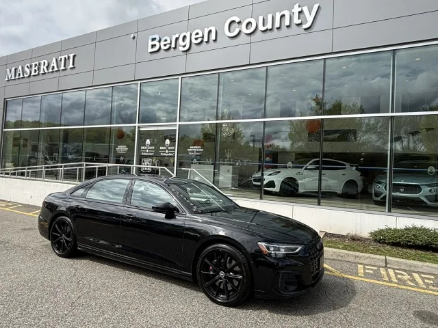 Used 2022 Mythos Black Metallic Audi BLACK OPTIC PLUS & EXECUTIVE PACKAGE !! BANG & OLUFSEN ADVANCED image 62