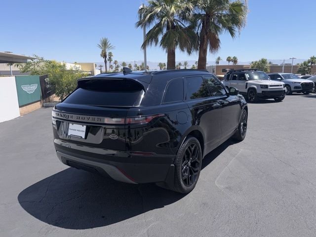 Used 2020 Narvik Black Land Rover S image 5