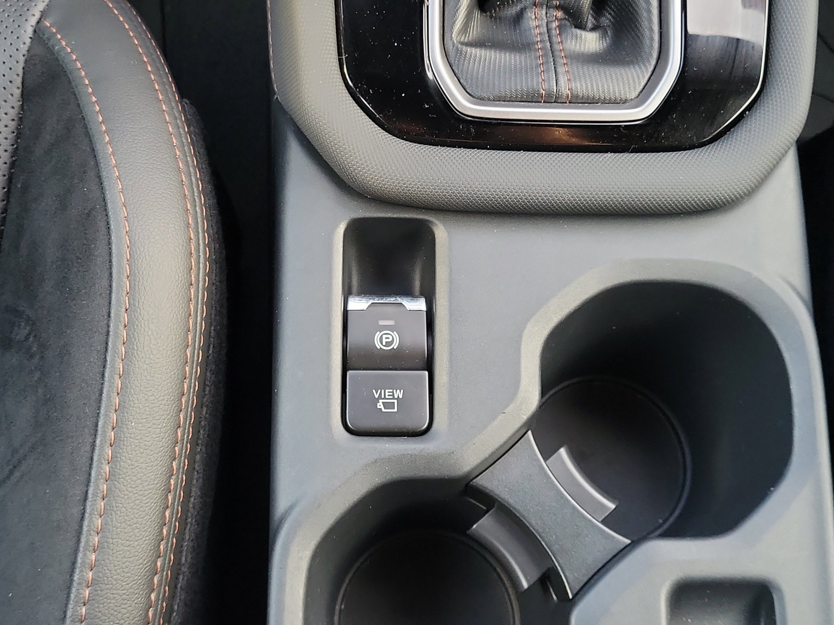 Used 2025 River Rock Pearl Subaru Touring image 21