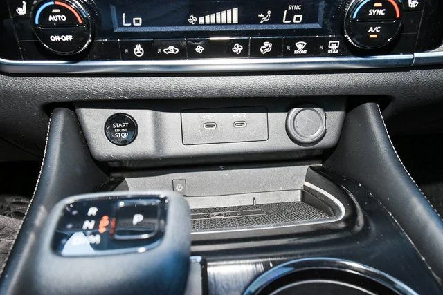 2024 Nissan Rogue Platinum - Photo 38