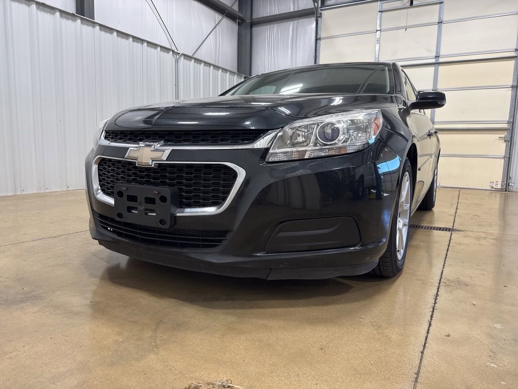Used 2015 Chevrolet Malibu 1LT with VIN 1G11C5SL3FF314188 for sale in Carlyle, IL