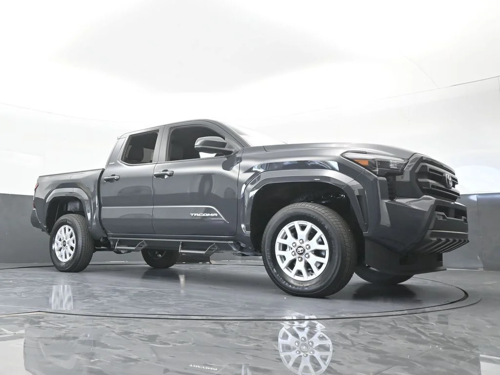 Used 2024 Underground Toyota SR5 image 61