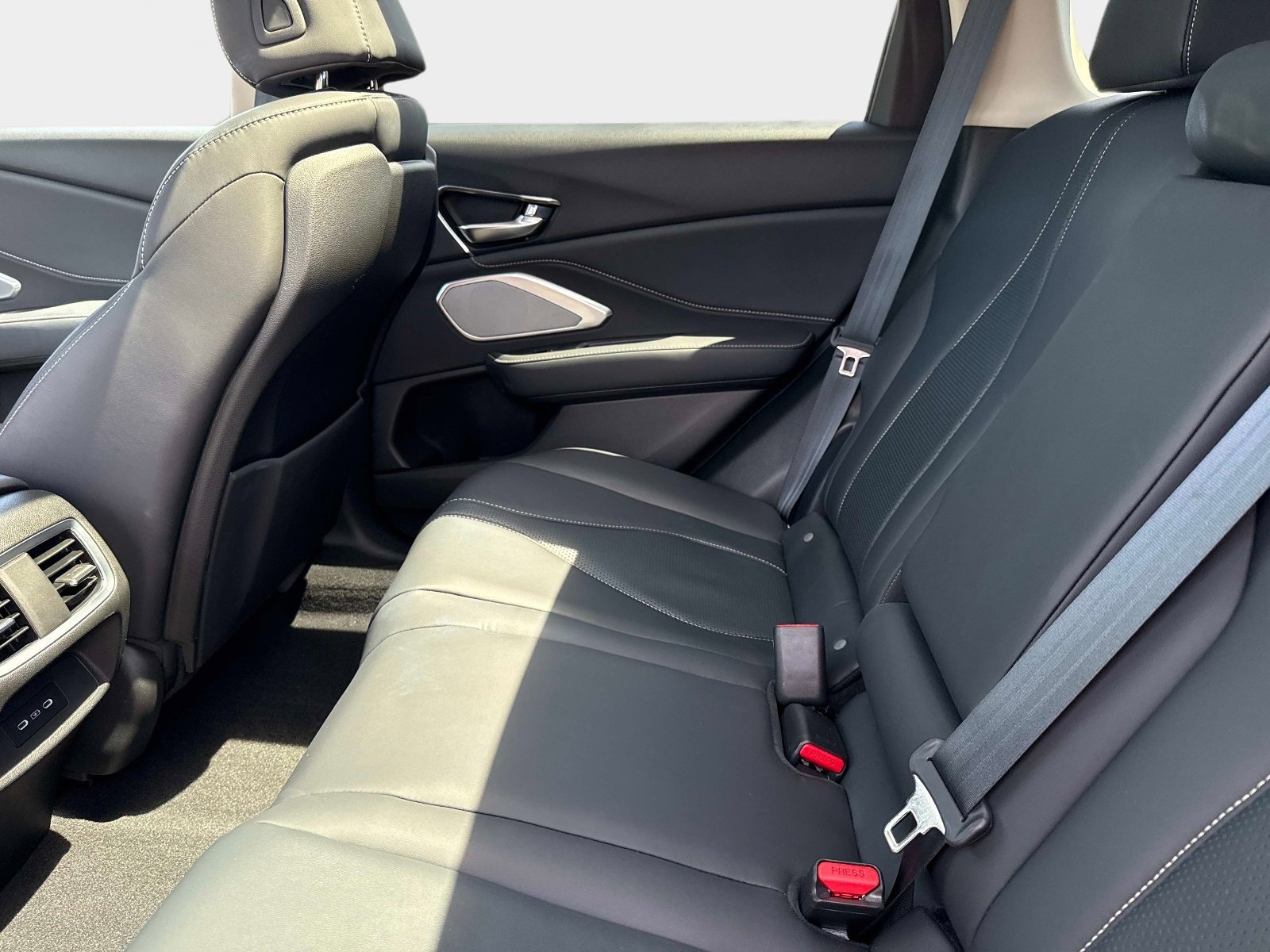 Used 2023  Acura w/Technology Package image 13