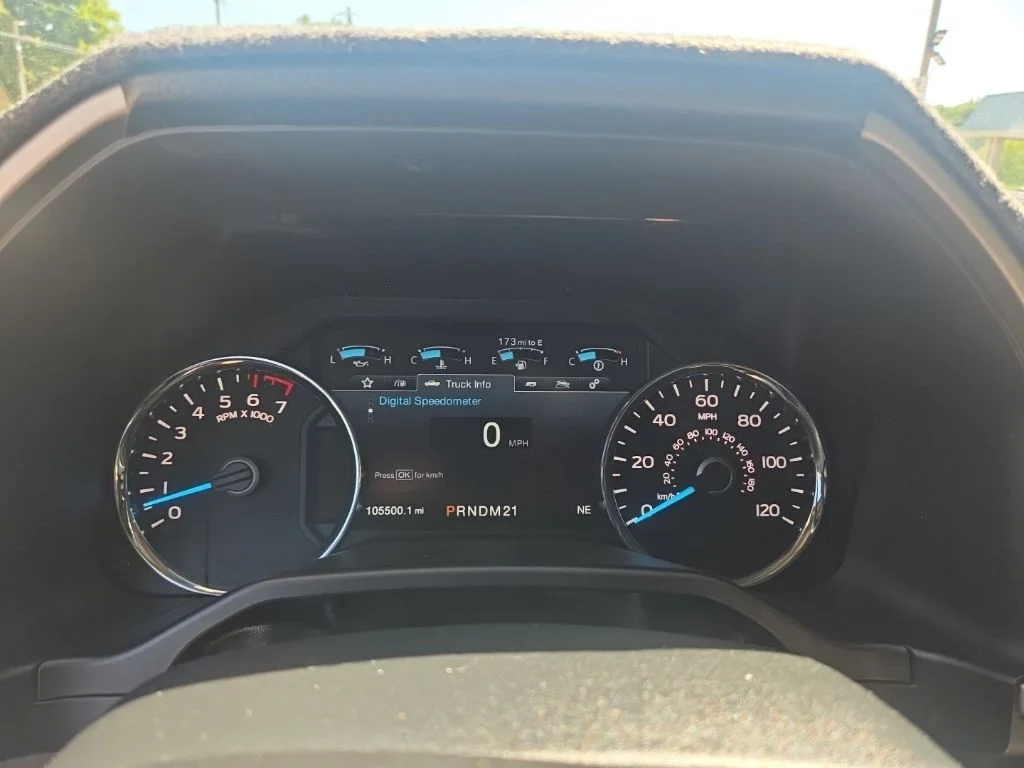Used 2015 Black Ford Lariat image 24