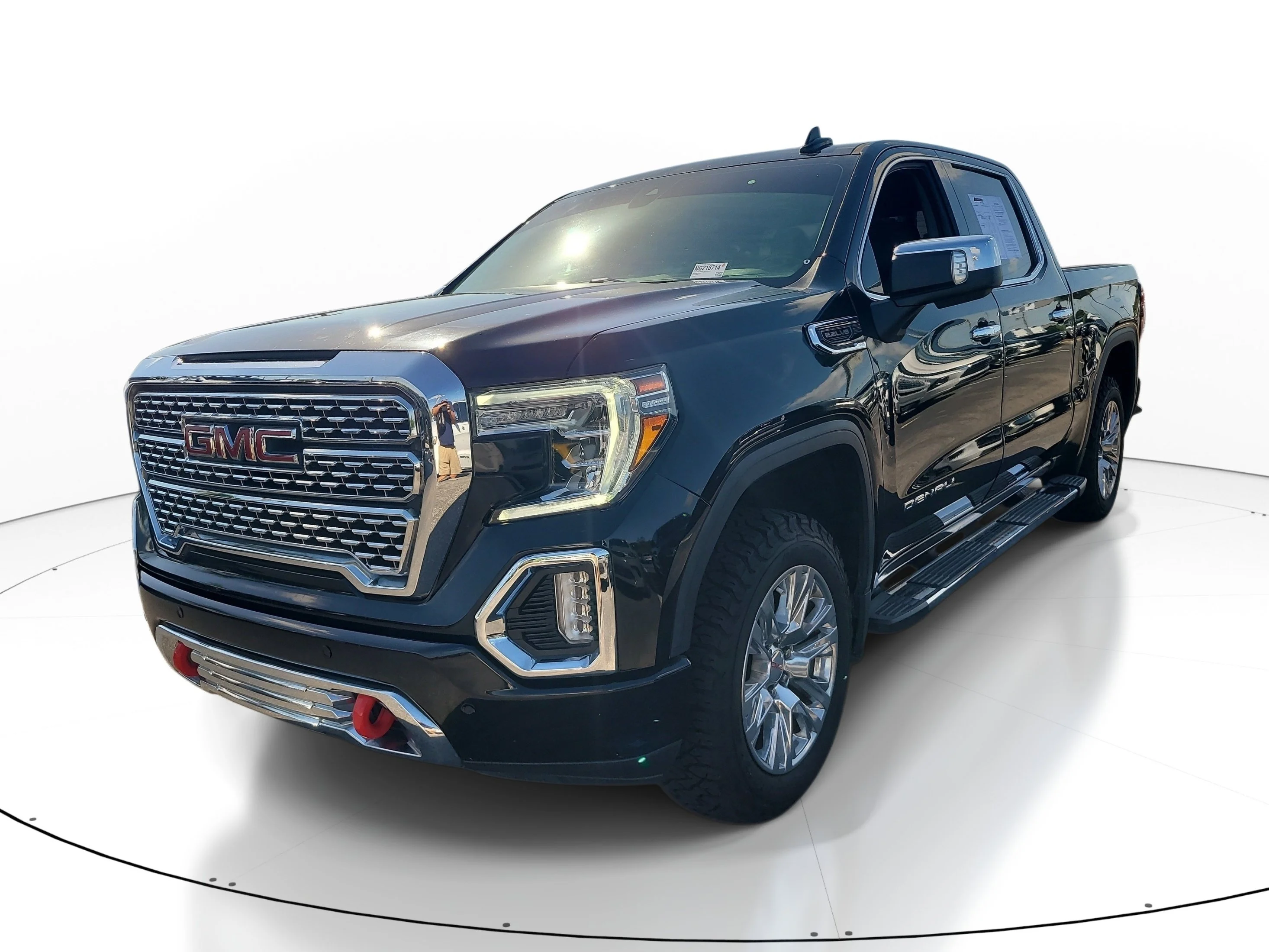 Used 2022 Onyx Black GMC Denali image 3