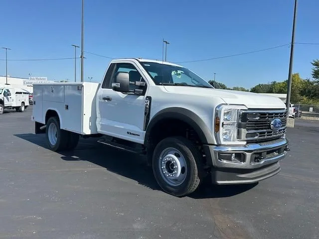 2024 Ford F-450 Super Duty Chassis Cab XL - Photo 21