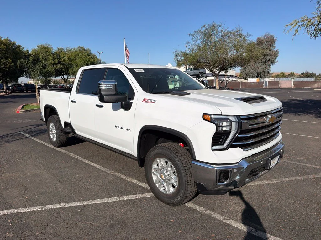 2026 Chevrolet Silverado 2500 HD LTZ - Photo 8
