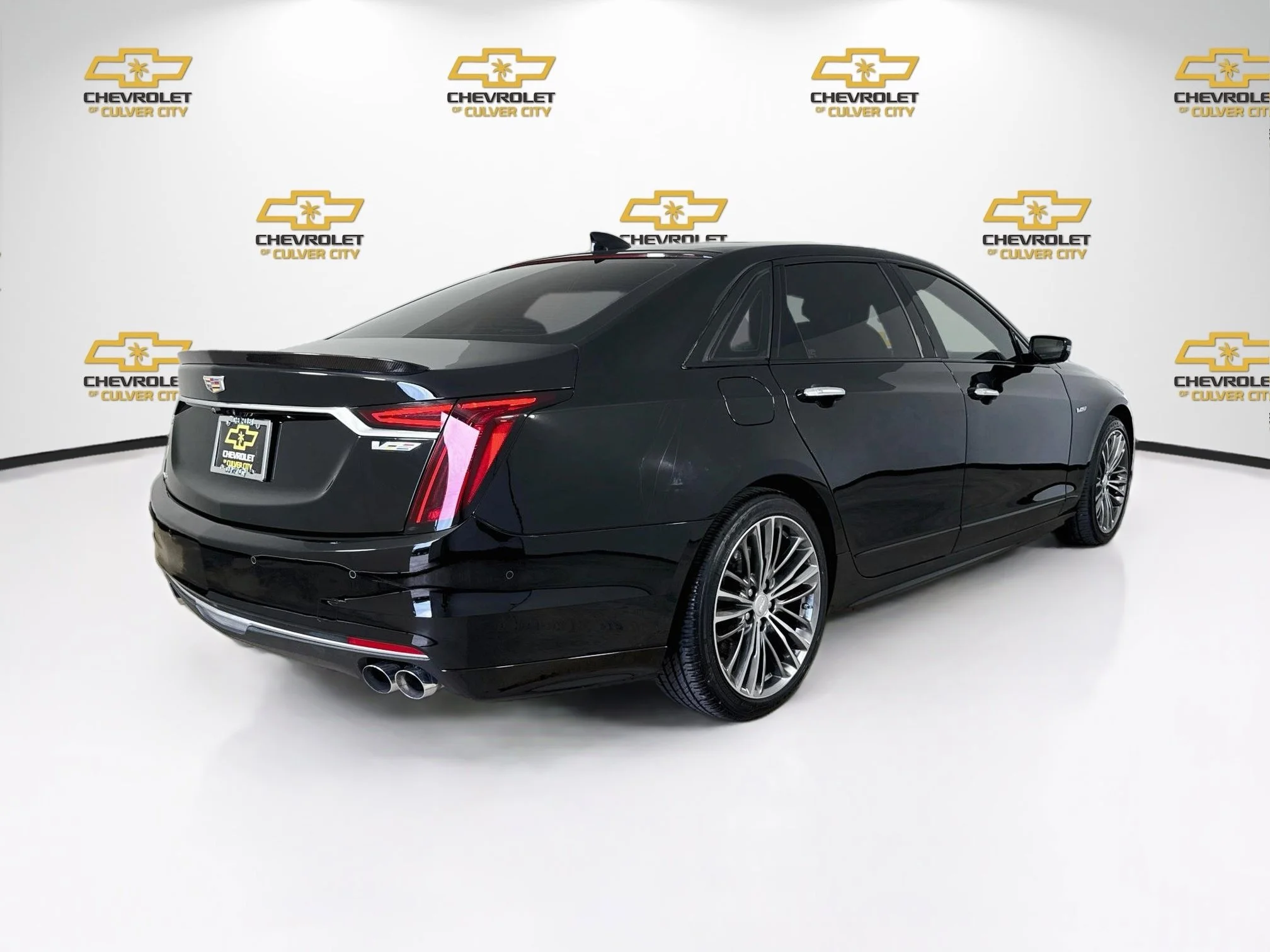 Used 2020 BLACK RAVEN Cadillac 4dr Sdn image 8