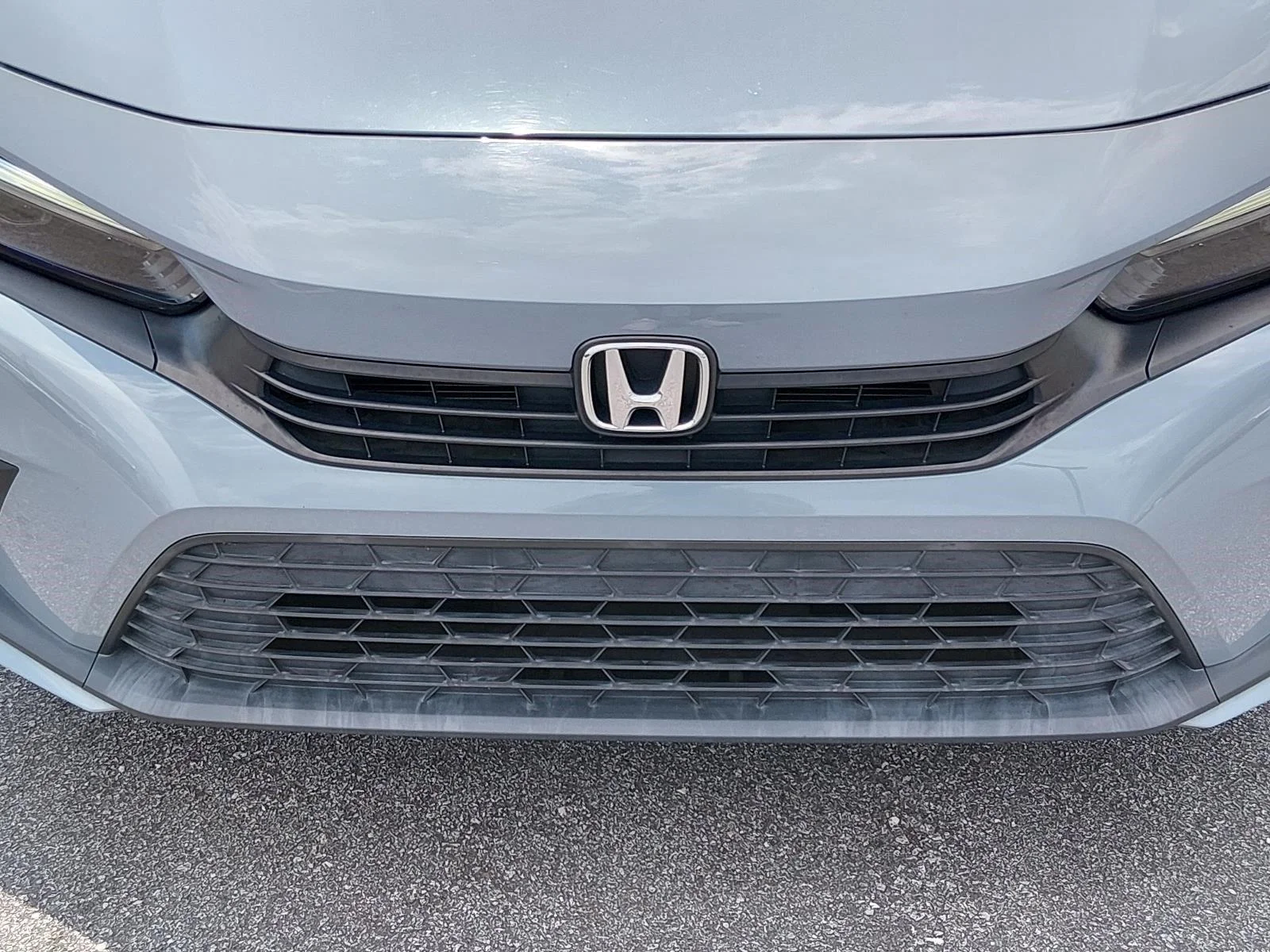 Used 2022 Sonic Gray Pearl Honda Sport image 9