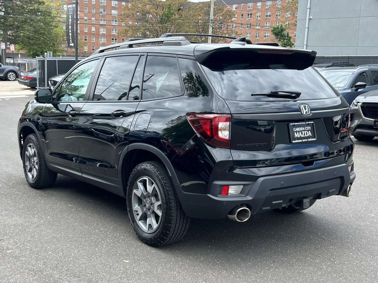 Used 2023 Crystal Black Pearl Honda AWD TrailSport image 11