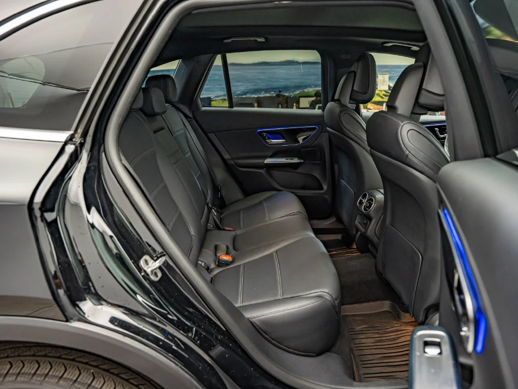 Certified Used 2025 Black Mercedes-Benz GLC 300 image 31