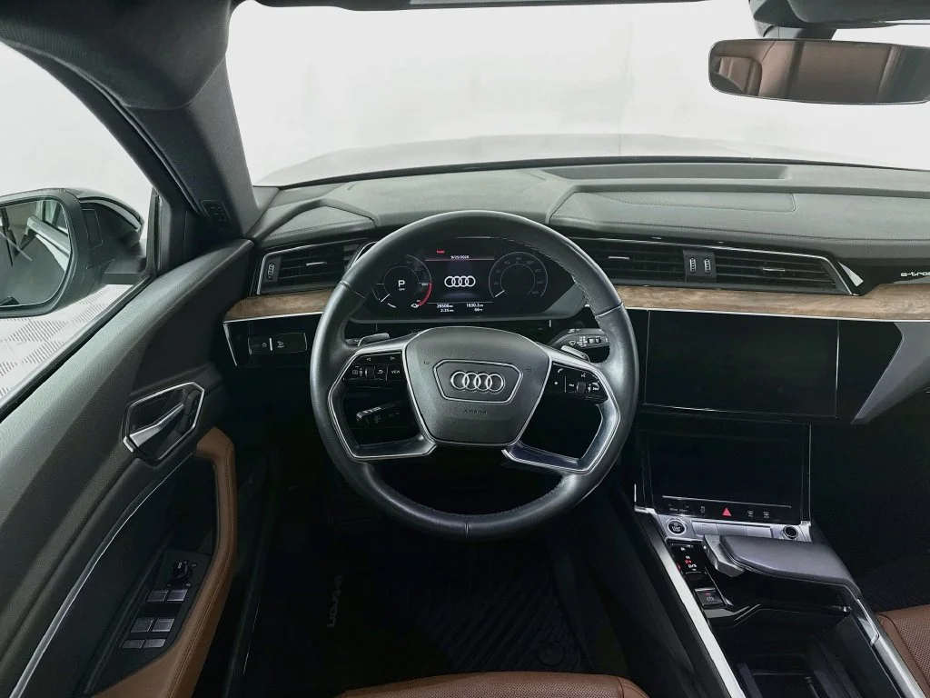 Used 2022 Mythos Black Metallic Audi Premium Plus image 23
