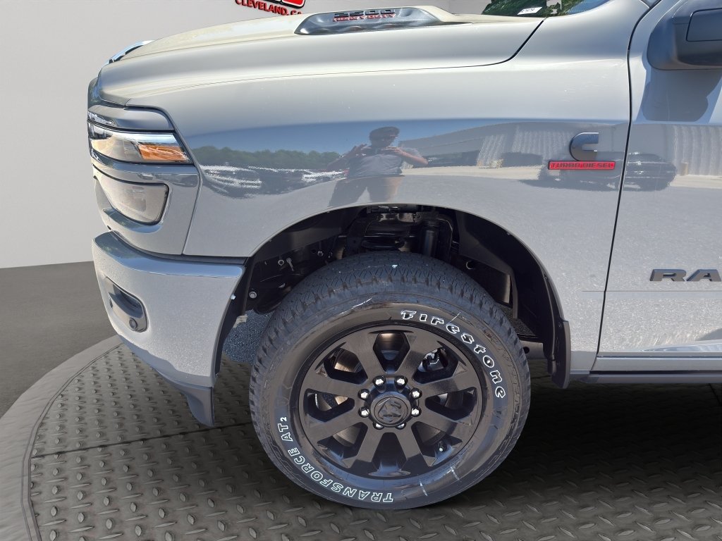 New 2026 Ceramic Gray Clear-Coat Exterior Paint RAM Laramie image 12