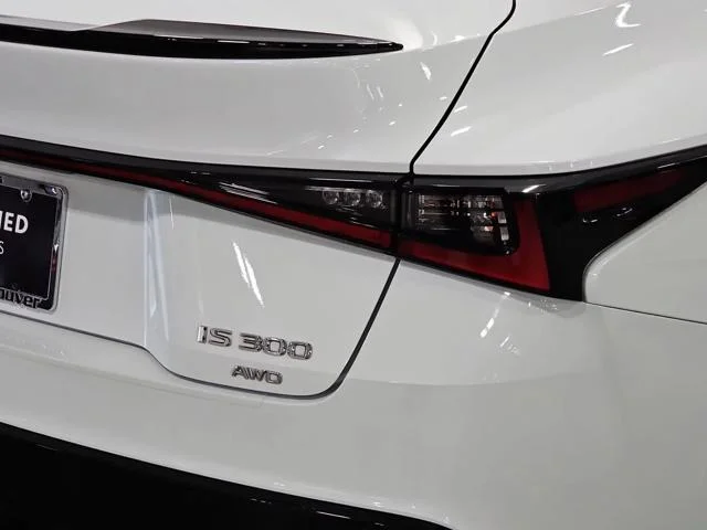 Certified Used 2024 WHITE NOVA GLASS FLAKE Lexus F SPORT DESIGN AWD image 35