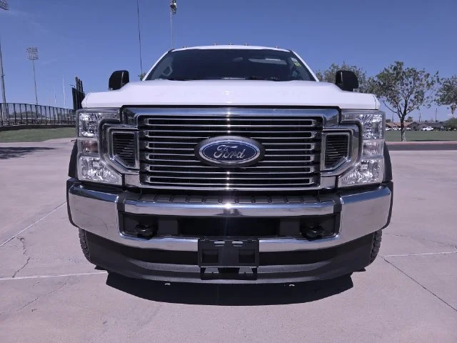 Used 2020 White Ford XL image 3
