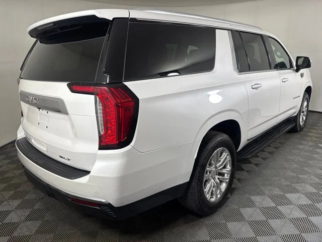 Certified Used 2021 White Frost Tri-Coat GMC SLT image 3