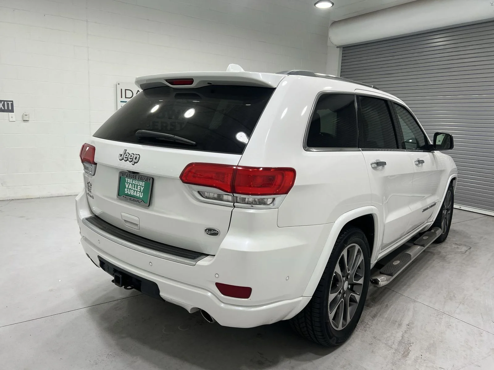 2017 Jeep Grand Cherokee Overland - Photo 8