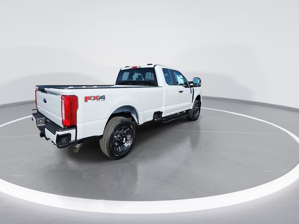 2026 Ford F-350 Super Duty XL - Photo 8