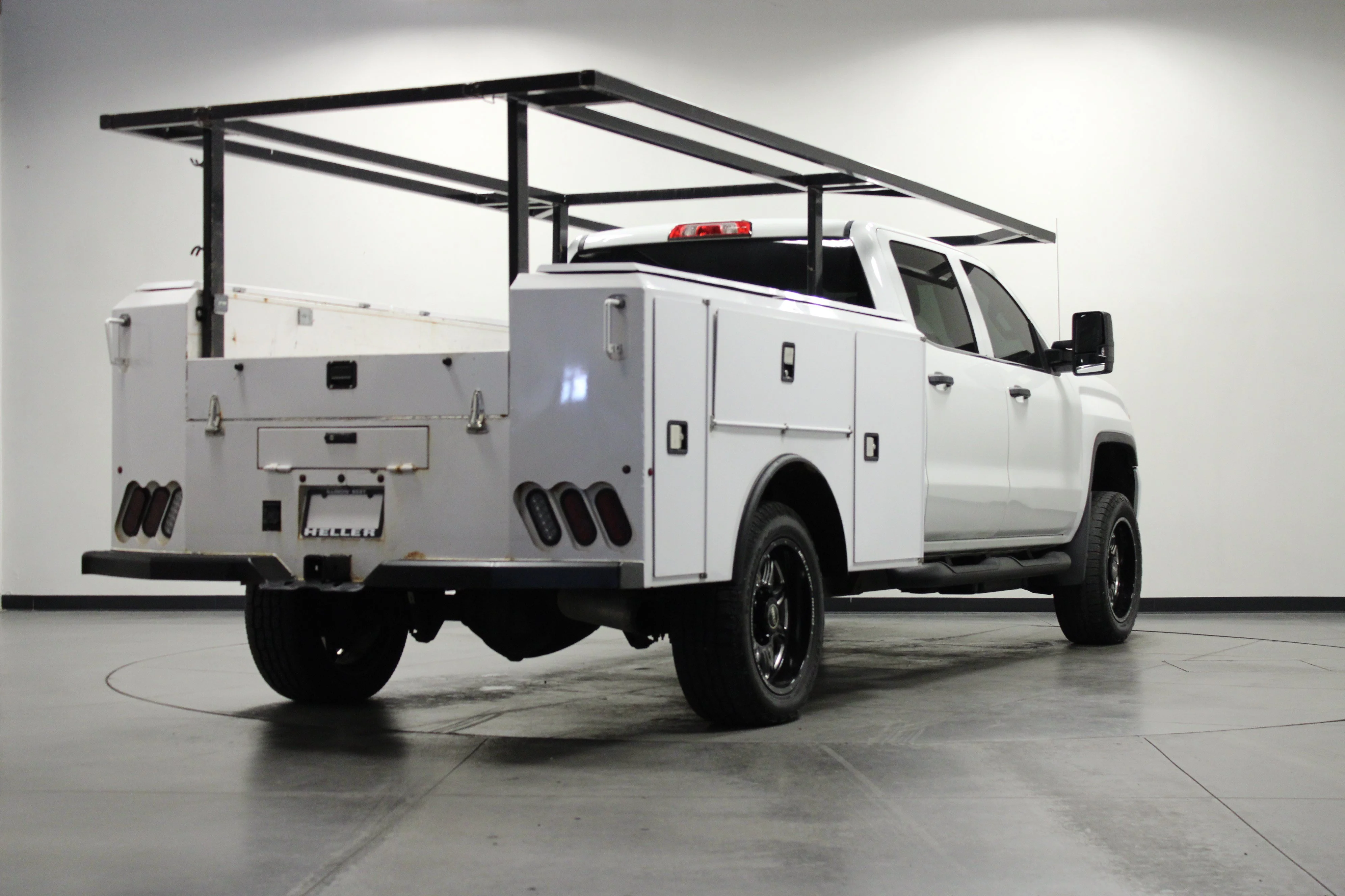 Used 2015 SUMMIT WHITE GMC SLE image 4
