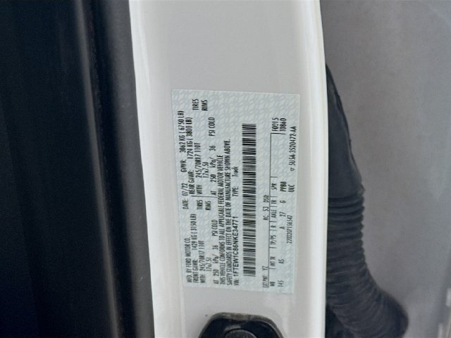 Used 2022 Oxford White Ford XL image 35