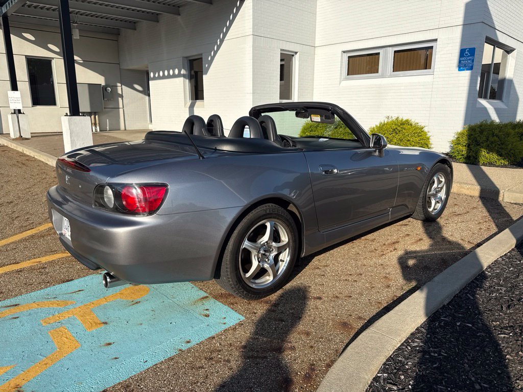 Used 2001 Silver Honda Base image 3