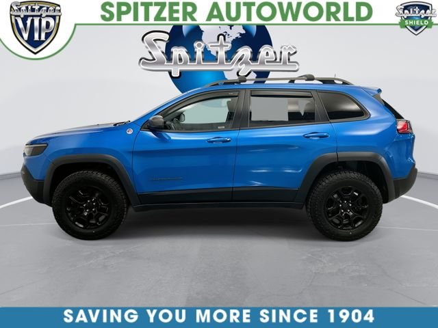 Used 2019 Blue Jeep Trailhawk image 8