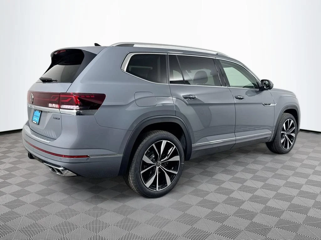 2026 Volkswagen Atlas SEL Premium R-Line - Photo 11