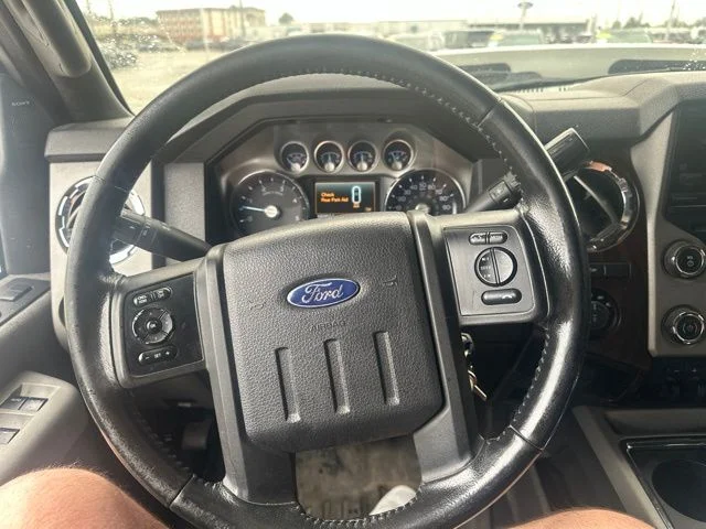 Used 2014 Oxford White Ford Lariat image 19