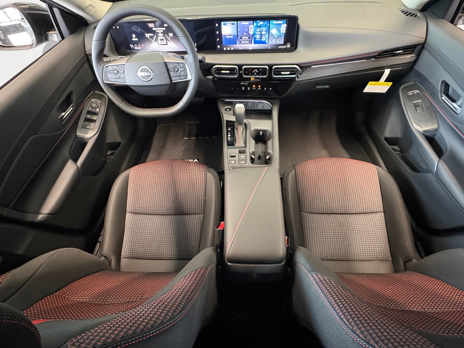 2026 Nissan Sentra SR - Photo 2