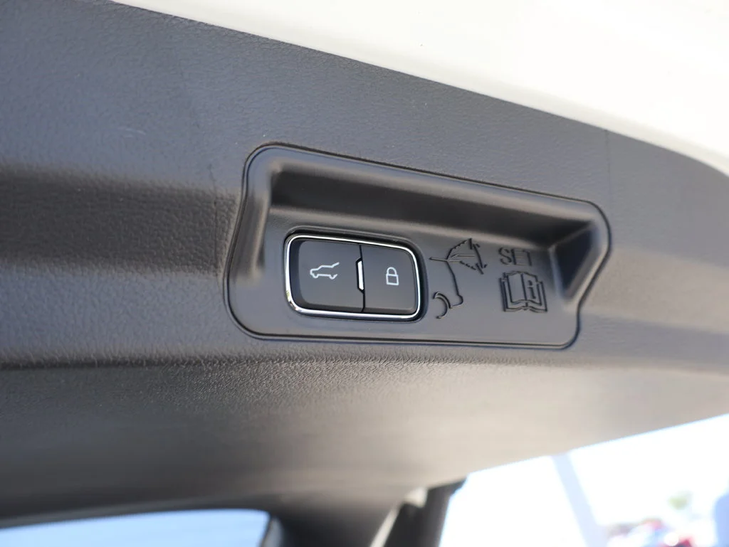 2026 Ford Explorer Tremor - Photo 17