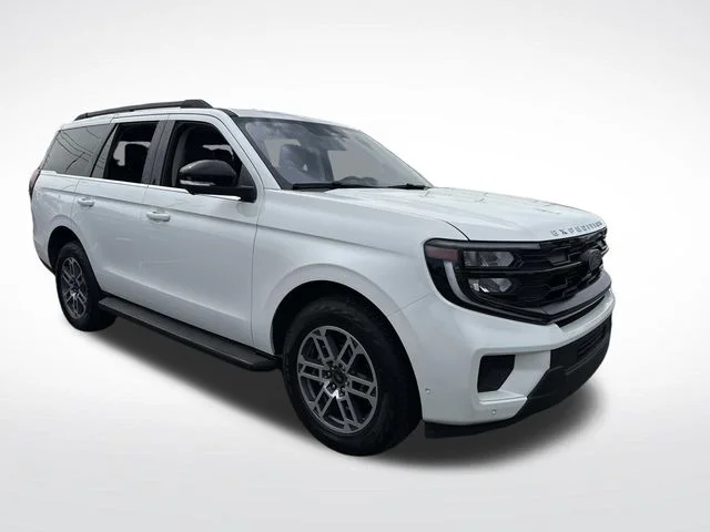 Used 2025 White Ford Active image 10