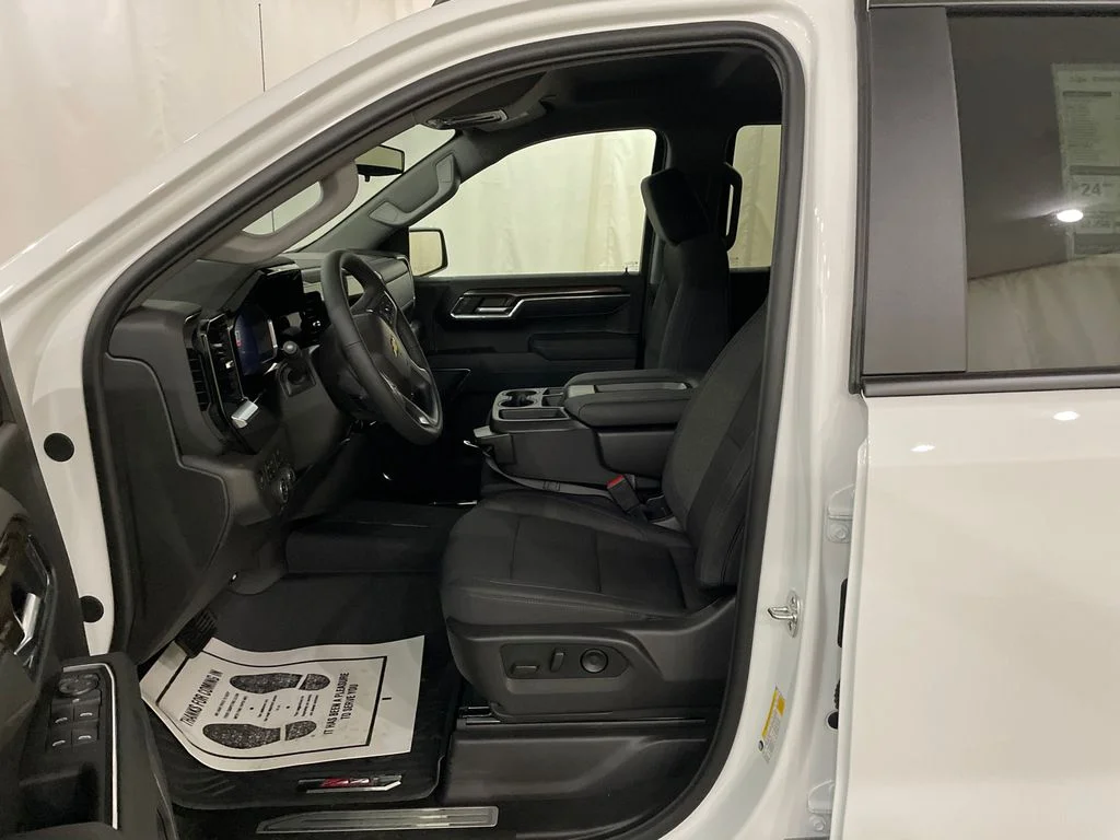 2026 Chevrolet Silverado 1500 LT - Photo 11