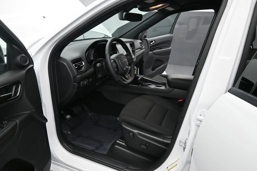 New 2026 White Knuckle Clear-Coat Exterior Paint Dodge GT image 17