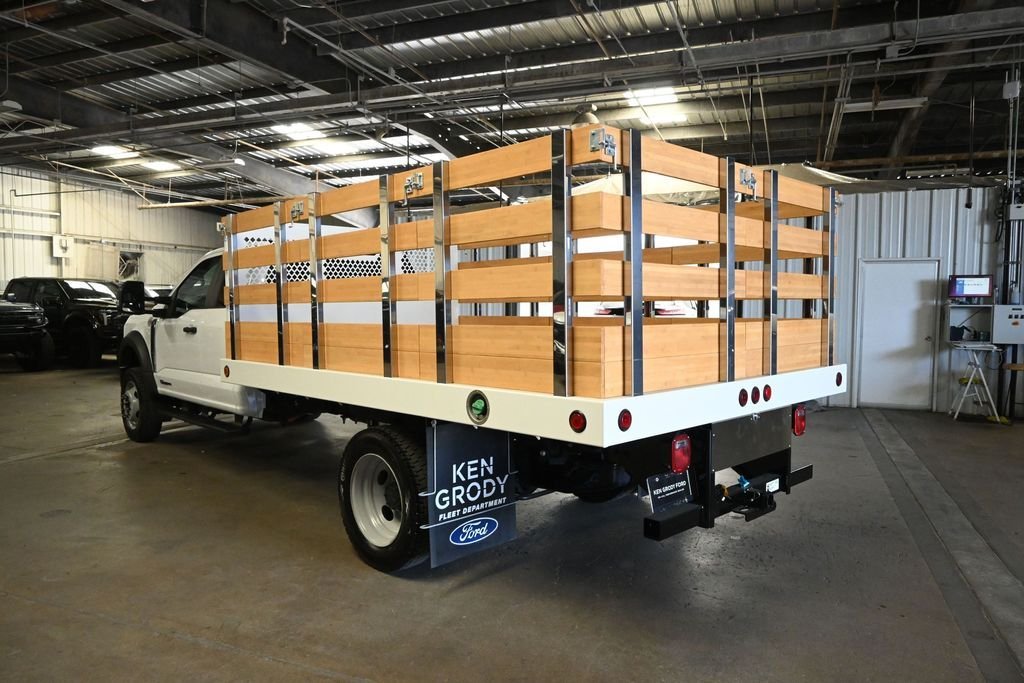 New 2026 Oxford White Ford XL image 7