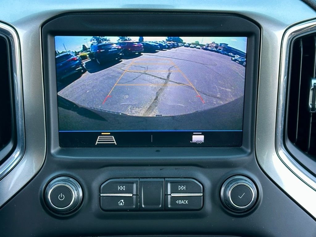Used 2021 Black Chevrolet LT image 27