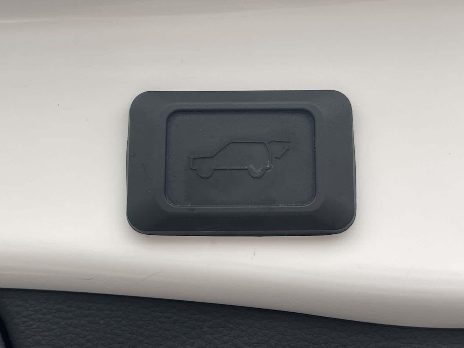 Used 2021 Super White Toyota SE image 38