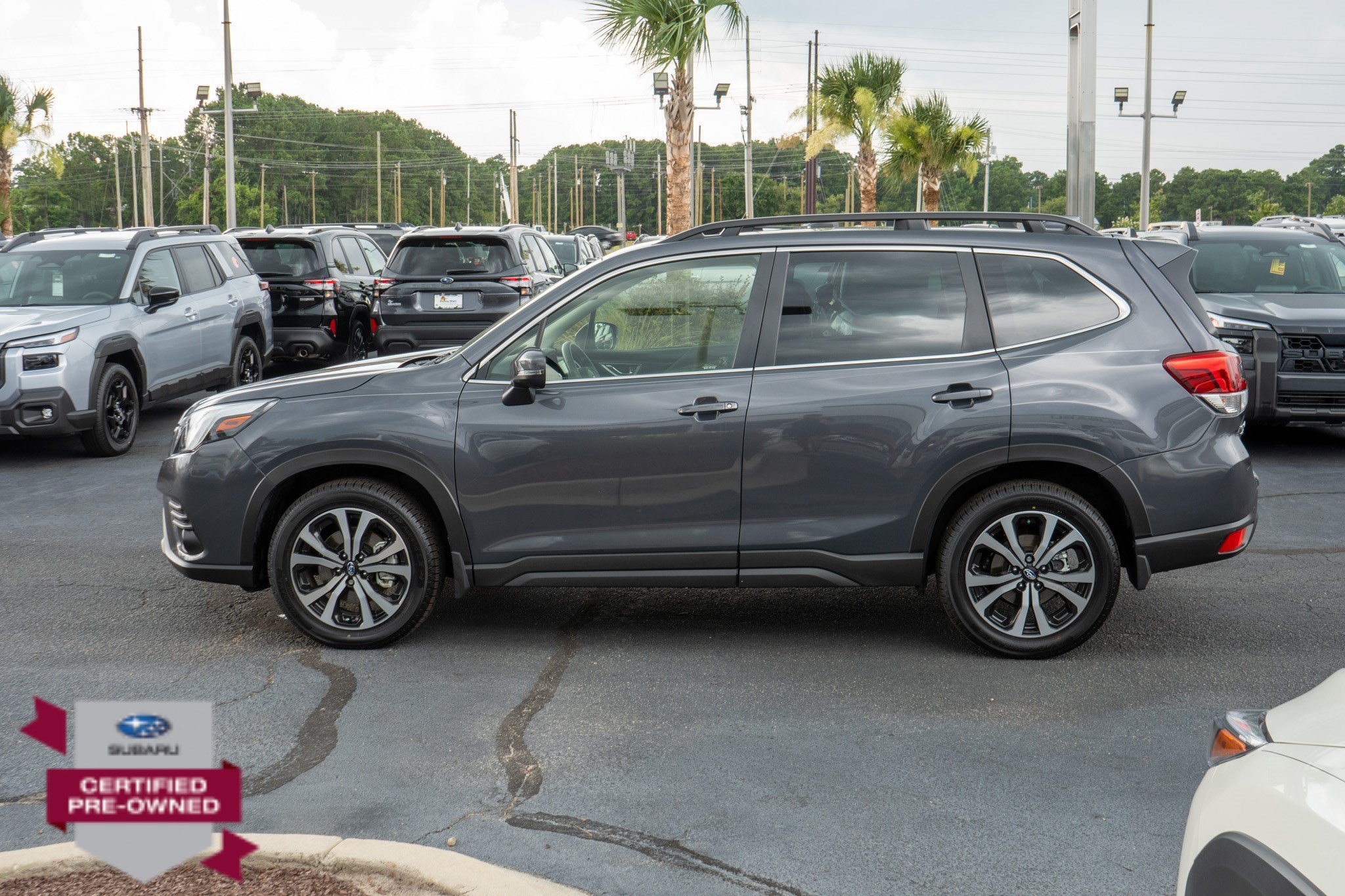 Used 2023 Magnetite Gray Metallic Subaru Limited image 6