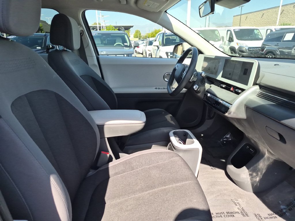 2024 Hyundai IONIQ 5 SE - Photo 31
