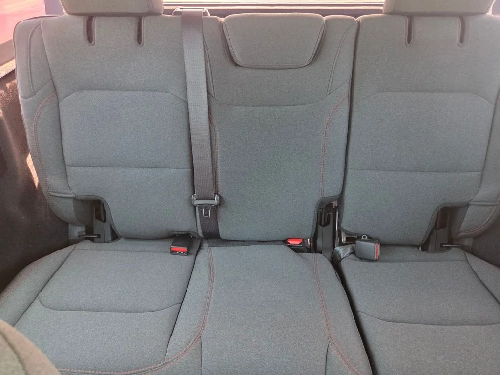 Used 2025 Black Jeep Rubicon image 27