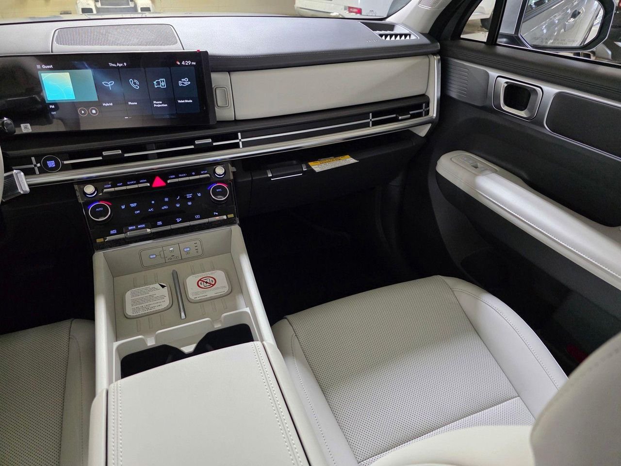 New 2026 Shimmering Silver Hyundai SEL image 18