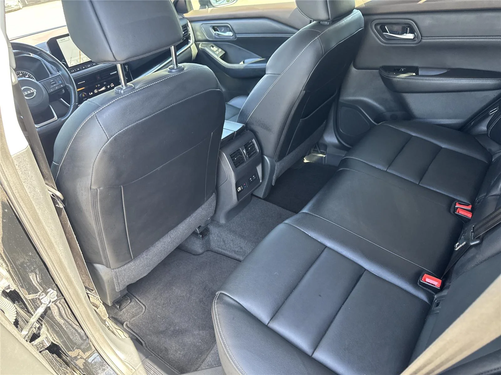 Used 2023 Super Black Nissan SL image 30