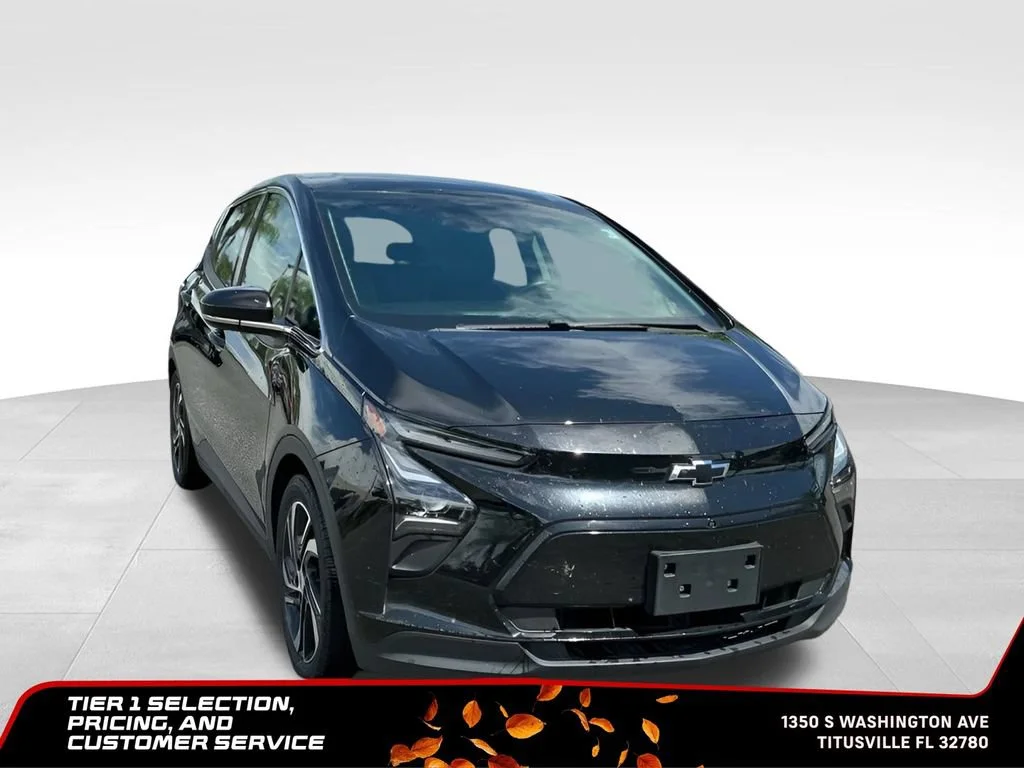 Used 2022 MOSAIC BLACK METALLIC Chevrolet 2LT image 11