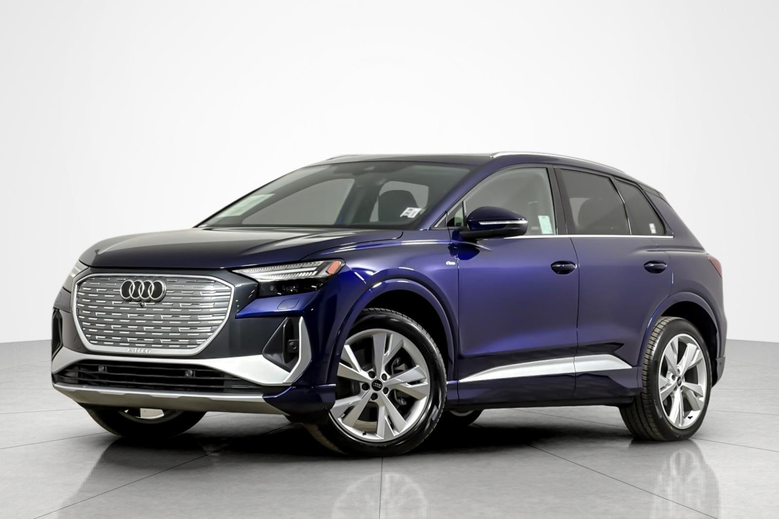 Used 2023 Navarra Blue Metallic Audi Prestige 50 quattro image 1