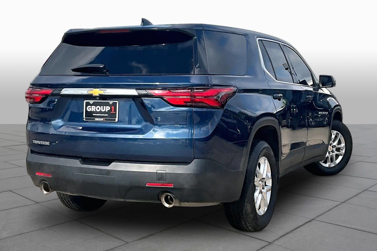 Used 2022 Northsky Blue Metallic Chevrolet LS image 13