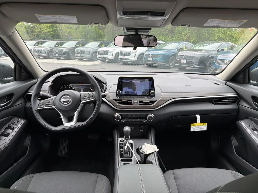 New 2026 Black Nissan 2.5 SV image 14