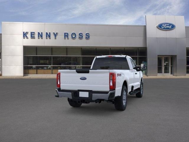 2025 Ford F-350 Super Duty XLT - Photo 32