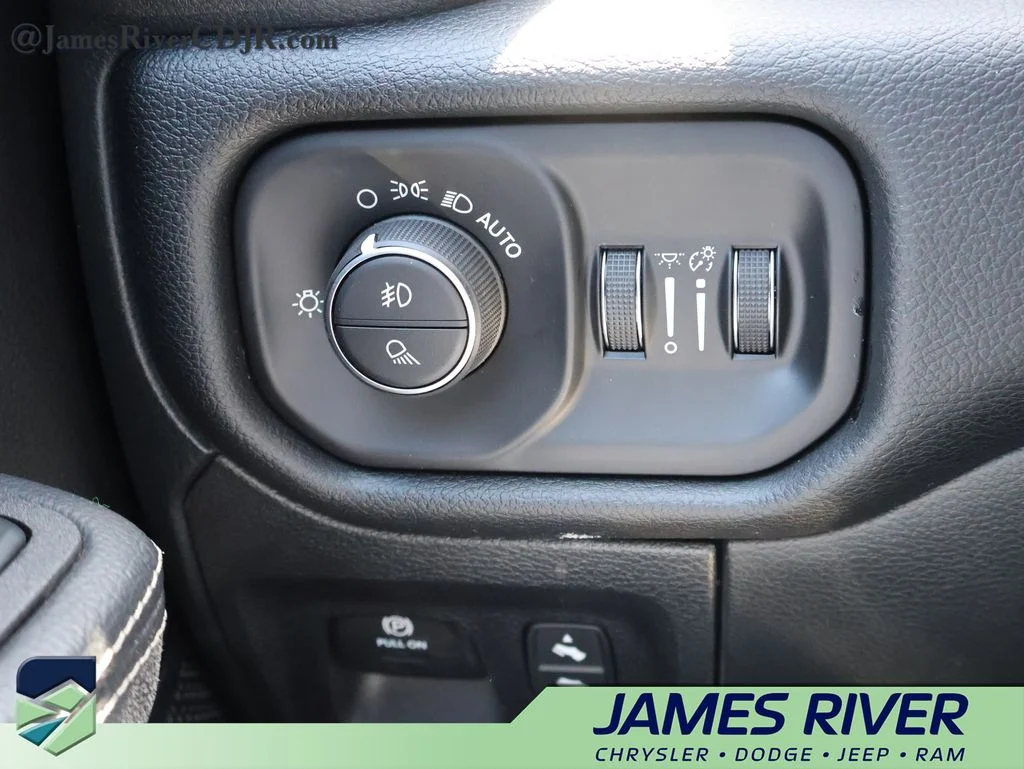 Used 2026 Red Ram Laramie image 30